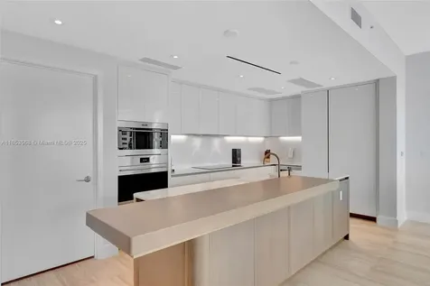 525 N Fort Lauderdale Beach Boulevard Fort Lauderdale FL 33304