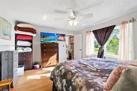 9461 Sunrise Lakes Boulevard Sunrise FL 33322