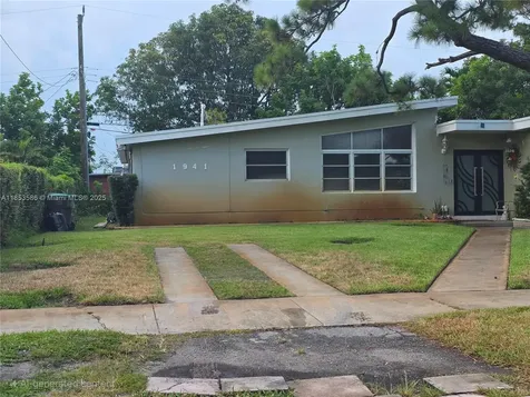 1941 NW 184th Street Miami Gardens FL 33056