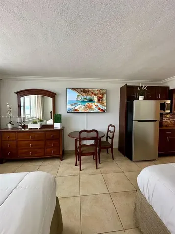 19201 Collins Avenue Sunny Isles Beach FL 33160
