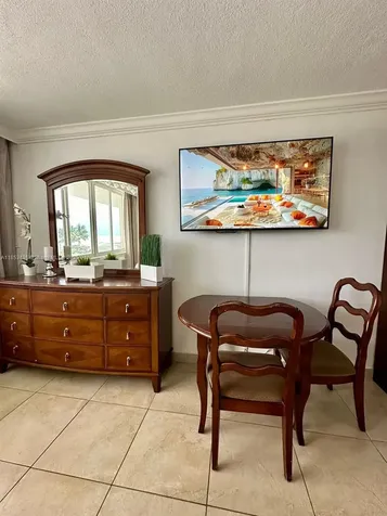19201 Collins Avenue Sunny Isles Beach FL 33160