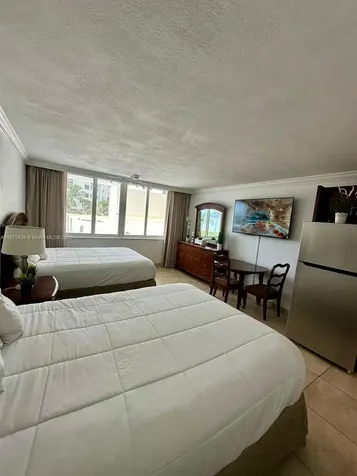 19201 Collins Avenue Sunny Isles Beach FL 33160