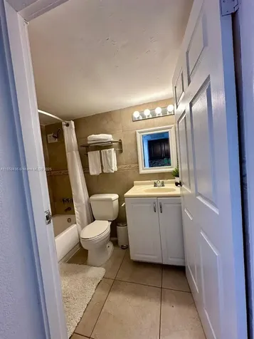 19201 Collins Avenue Sunny Isles Beach FL 33160