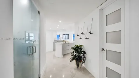 5757 Collins Avenue Miami Beach FL 33140