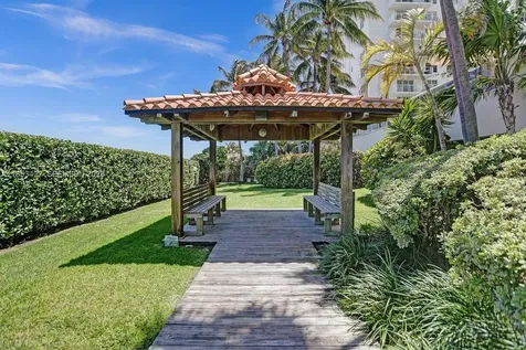 5757 Collins Avenue Miami Beach FL 33140