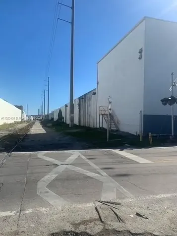 1395 NW 22nd Street Miami FL 33142