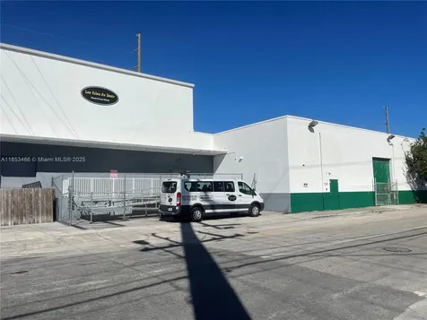 1395 NW 22nd Street Miami FL 33142