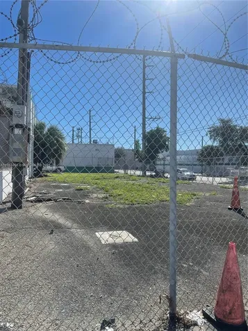 1395 NW 22nd Street Miami FL 33142