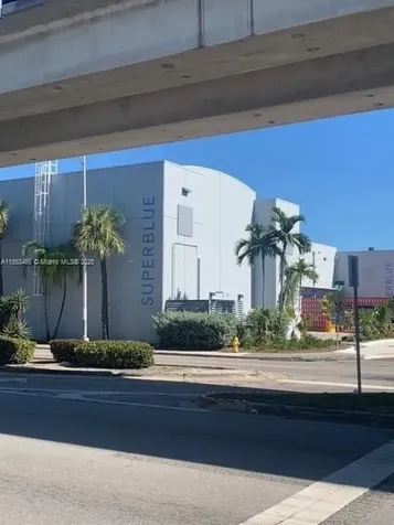 1395 NW 22nd Street Miami FL 33142