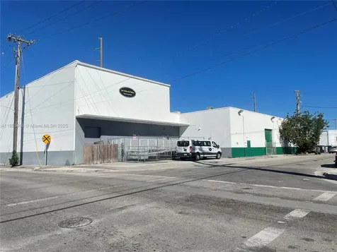 1395 NW 22nd Street Miami FL 33142