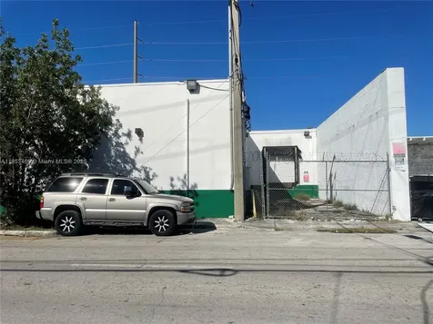 1395 NW 22nd Street Miami FL 33142