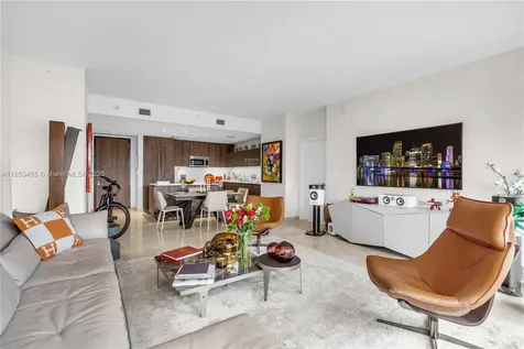 88 SW 7th Street Miami FL 33130