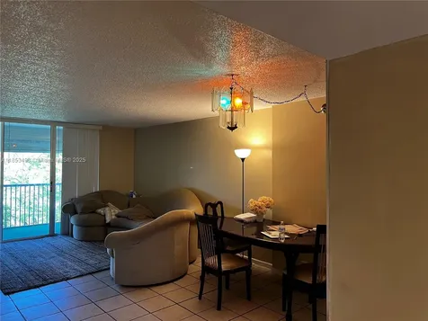 3141 NW 47th Terrace Lauderdale Lakes FL 33319