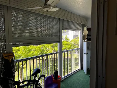 3141 NW 47th Terrace Lauderdale Lakes FL 33319