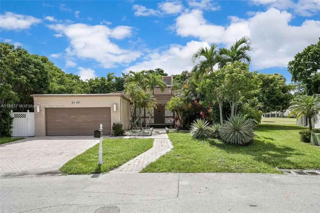 8049 Buttonwood Circle Tamarac FL 33321
