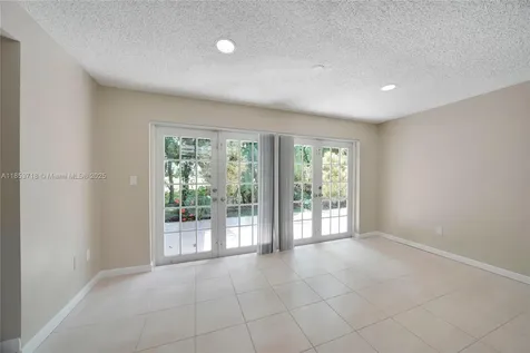 8049 Buttonwood Circle Tamarac FL 33321