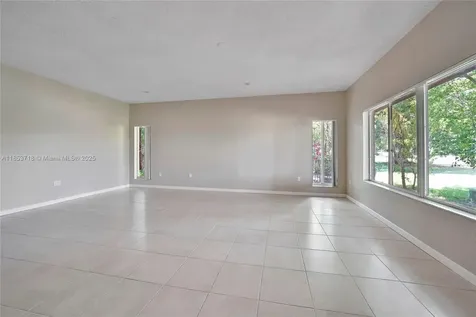 8049 Buttonwood Circle Tamarac FL 33321