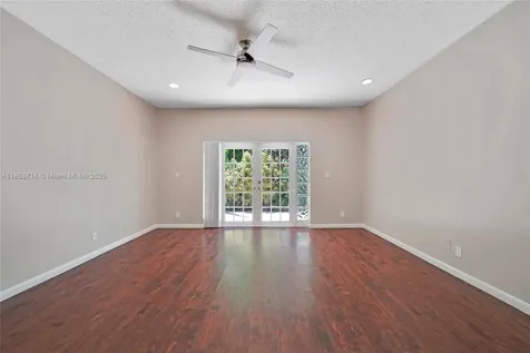 8049 Buttonwood Circle Tamarac FL 33321