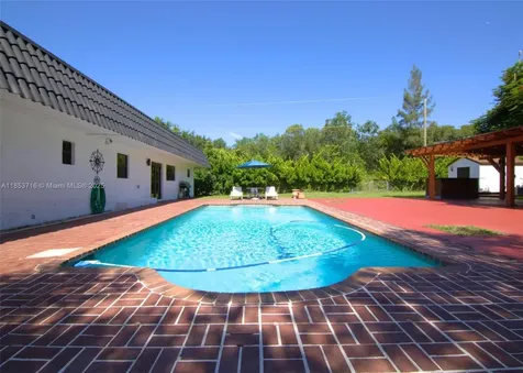 15200 SW 268th Street Homestead FL 33032