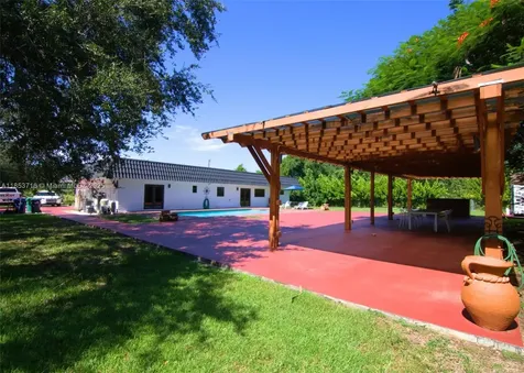 15200 SW 268th Street Homestead FL 33032