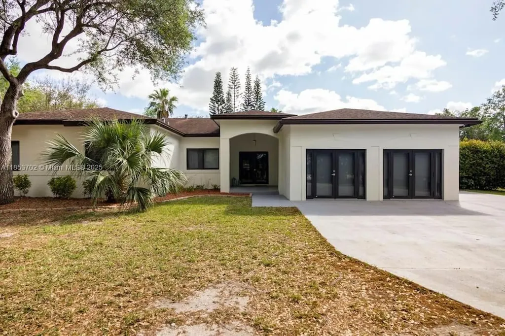 26363 SW 152nd Avenue Homestead FL 33032