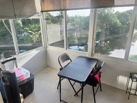 4270 NW 40th Street Lauderdale Lakes FL 33319