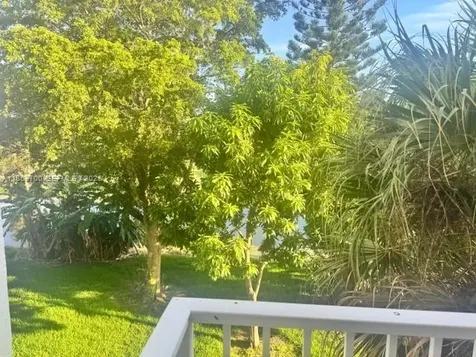 4270 NW 40th Street Lauderdale Lakes FL 33319