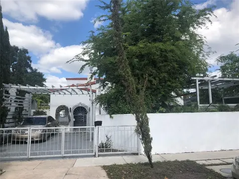 1619 SW 13th Street Miami FL 33145