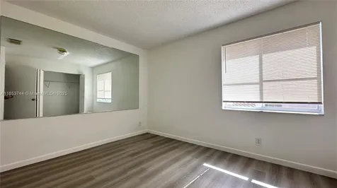 4764 NW 6th Place Coconut Creek FL 33063
