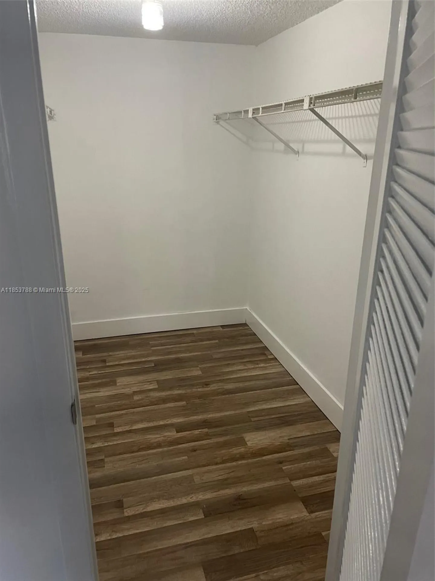 1075 Riverside Drive Coral Springs FL 33071