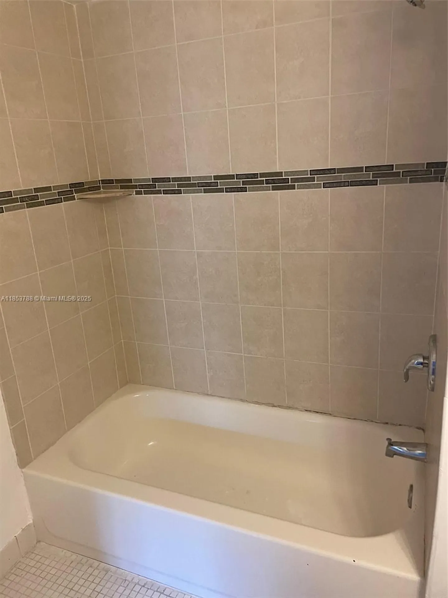 1075 Riverside Drive Coral Springs FL 33071