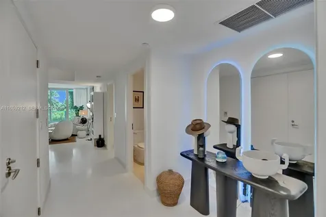 2627 S Bayshore Drive Coconut Grove FL 33133