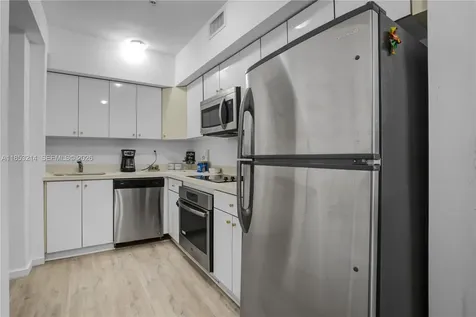 810 7th Street Miami Beach FL 33139