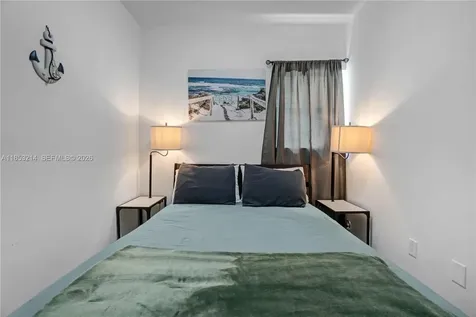 810 7th Street Miami Beach FL 33139