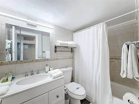 19201 Collins Avenue Sunny Isles Beach FL 33160