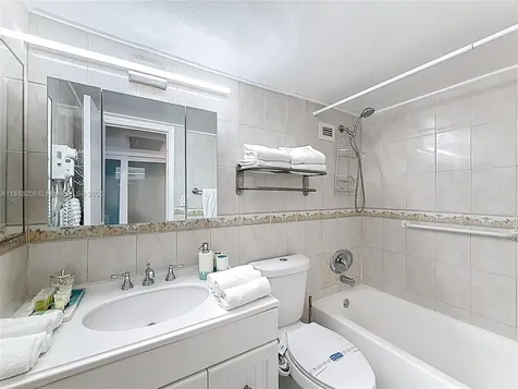 19201 Collins Avenue Sunny Isles Beach FL 33160
