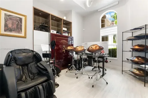 2438 Poinciana Court Weston FL 33327
