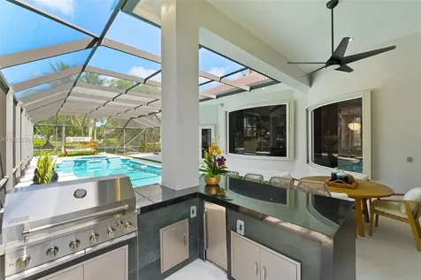 2438 Poinciana Court Weston FL 33327