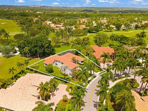 2438 Poinciana Court Weston FL 33327