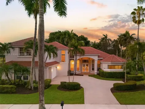 2438 Poinciana Court Weston FL 33327
