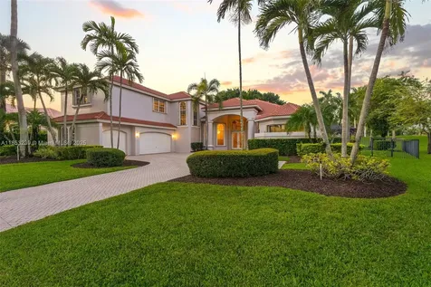 2438 Poinciana Court Weston FL 33327