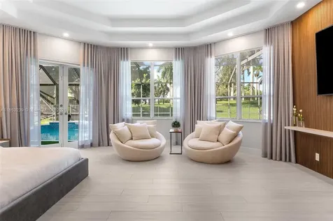 2438 Poinciana Court Weston FL 33327