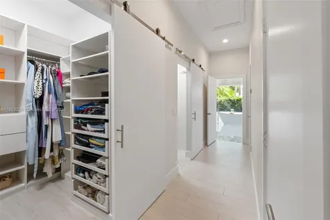 2438 Poinciana Court Weston FL 33327