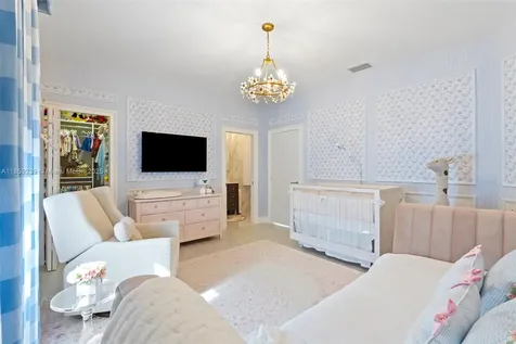 2438 Poinciana Court Weston FL 33327
