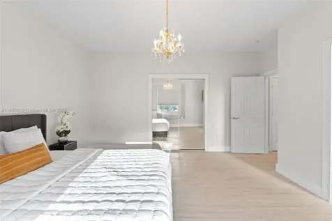 2438 Poinciana Court Weston FL 33327