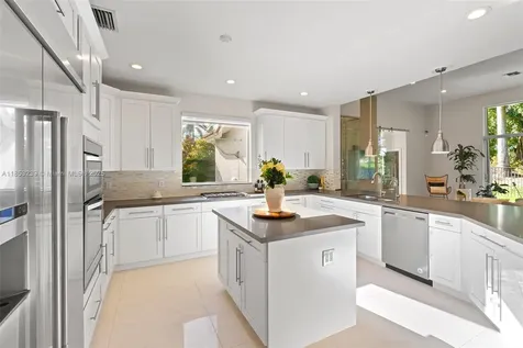2438 Poinciana Court Weston FL 33327