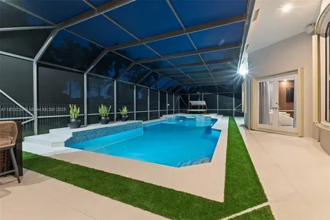 2438 Poinciana Court Weston FL 33327