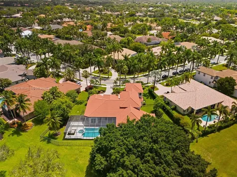 2438 Poinciana Court Weston FL 33327