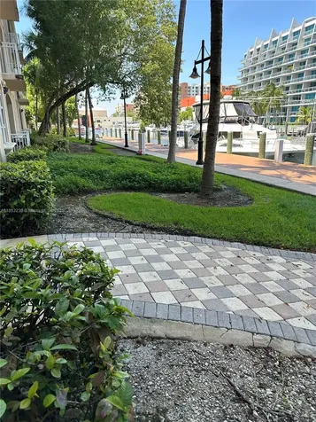3001 NE 185th Street Aventura FL 33180