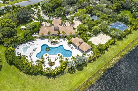 19138 Stonebrook Street Weston FL 33332